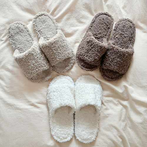Nordic Peace Eve Fuzzy Open Toe Slippers