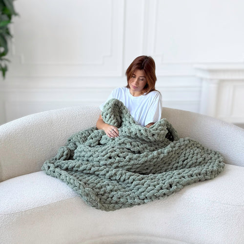 Nordic Peace Luxe Chunky Throw Blanket