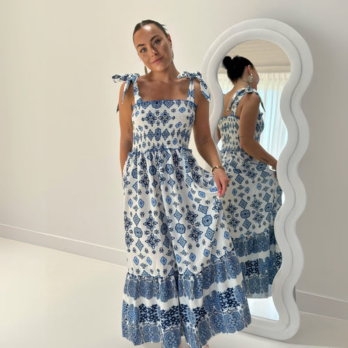 Nordic Peace Mavy Sway Maxi Dress