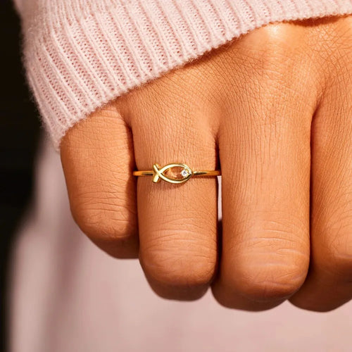 Plus Minus Co 925 Sterling Silver Inlaid Zircon Fish Ring