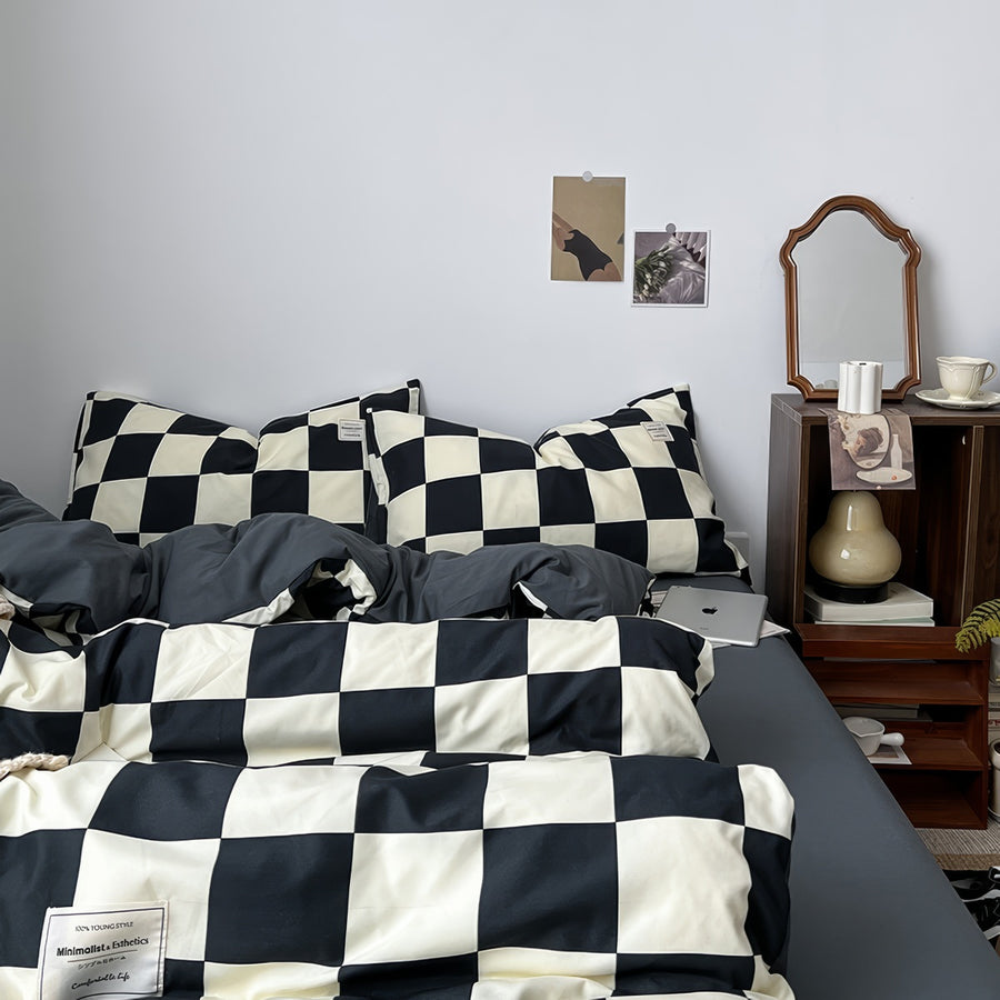 Roomtery Black & Cream Checkered Bedding Set