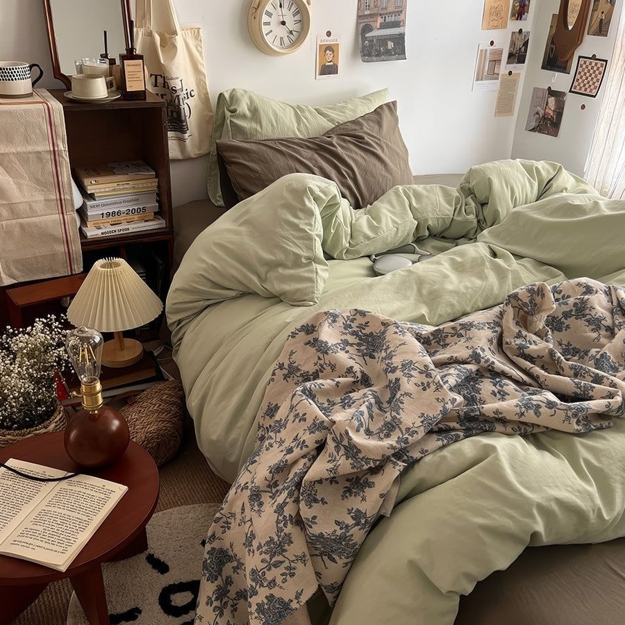 Roomtery Cottage Themed Green Tones Bedding Set