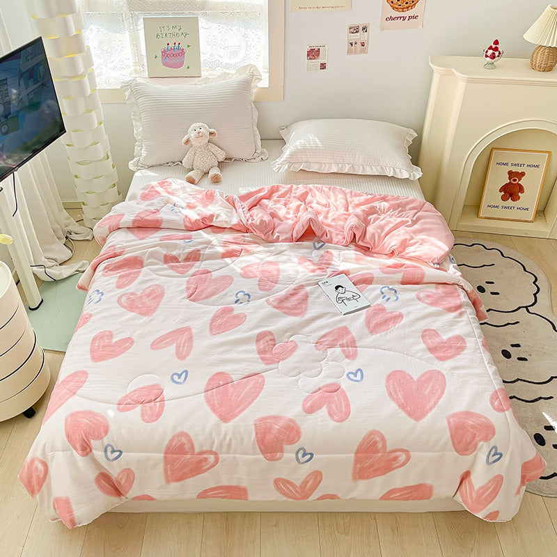 Roomtery Pink Hearts Print Quilt