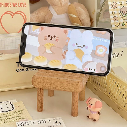 Roomtery Kawaii Chair Phone Stand