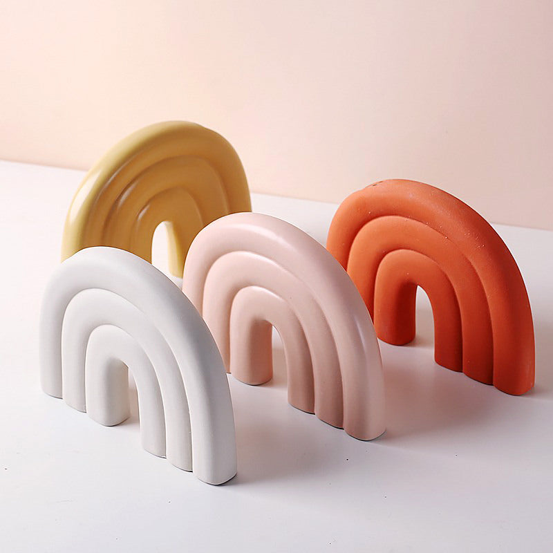 Roomtery Pastel U Shape Ceramic Vase