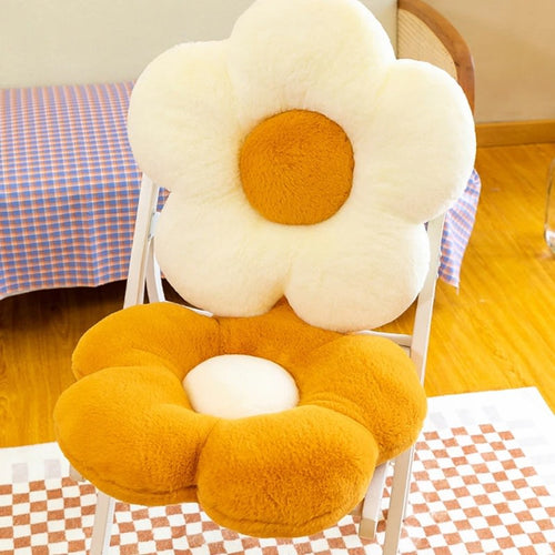 Roomtery Plush Daisy Flower Decorative Pillow