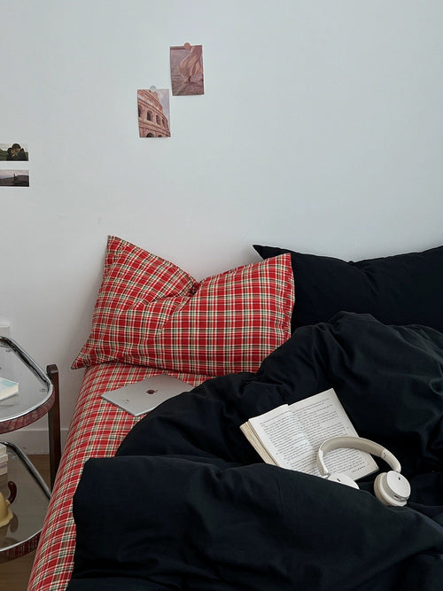 Roomtery Red Christmas Plaid Bedding Set
