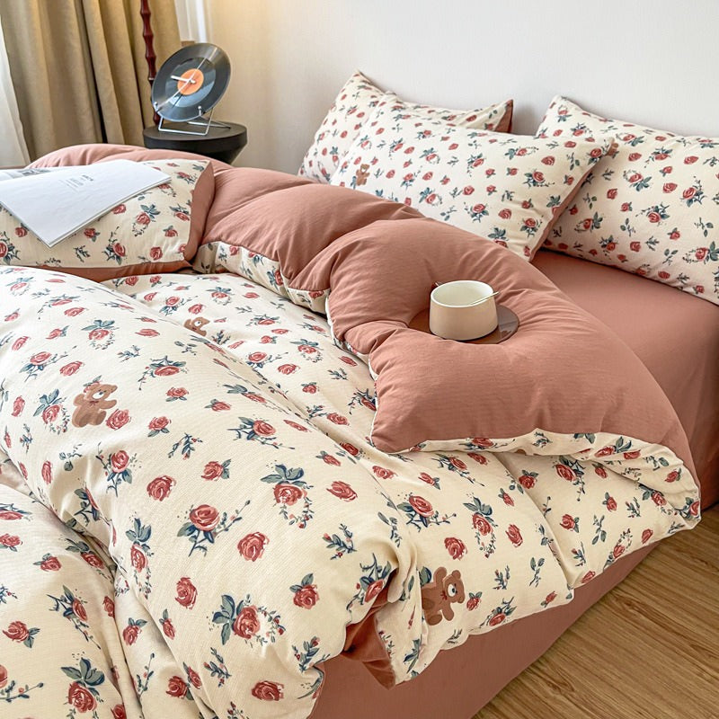 Roomtery Vintage Coquette Red Roses Bedding Set