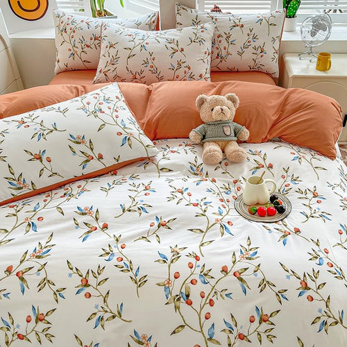 Roomtery Vintage Red Berries Print Bedding Set