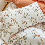 Roomtery Vintage Red Berries Print Bedding Set, view 3