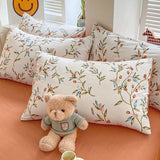 Roomtery Vintage Red Berries Print Bedding Set, view 4