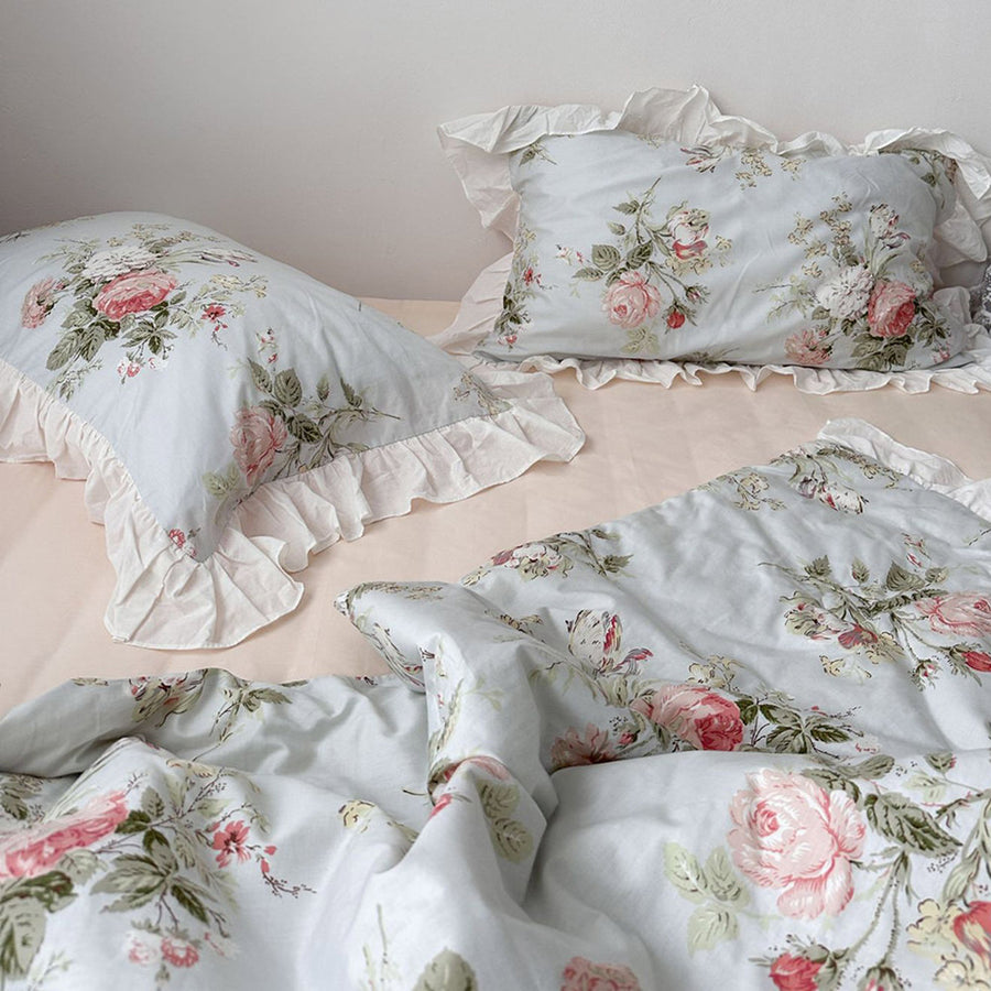 Roomtery Vintage Sky Blue Cottage Roses Ruffle Summer Comforter Set