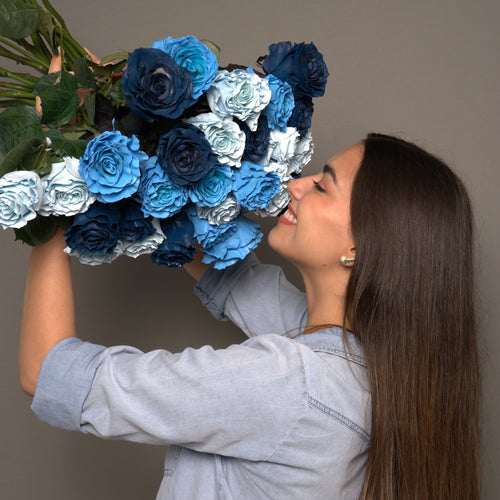 Rosaholics SHADES OF BLUE