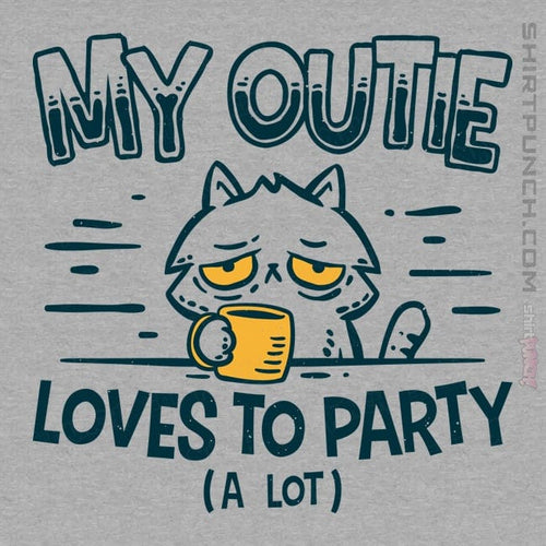 ShirtPunch Outie Loves To Party