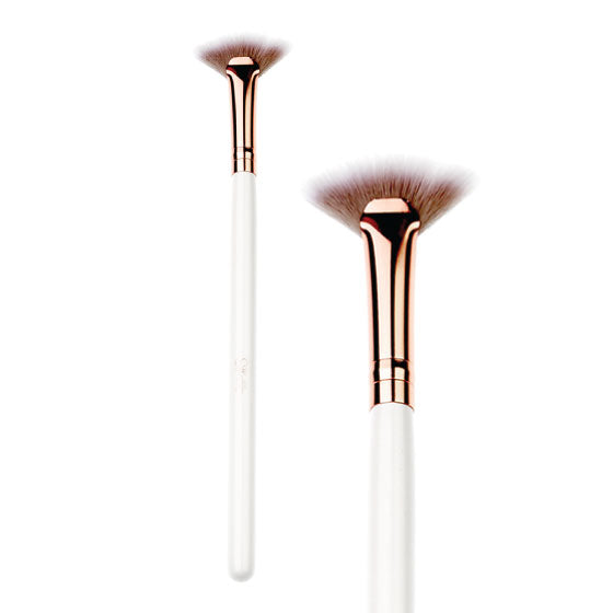 Silk Oil of Morocco - Vegan Small Fan Brush - White & Rose Gold