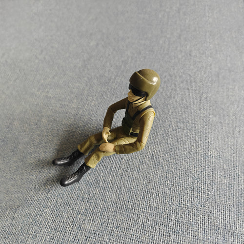 Stirlingkit 1/10 Scale Resin Figure Pilot Model for 700 & 800 Class RC Helicopters