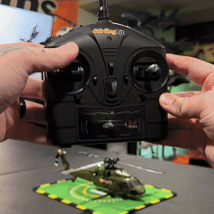 Stirlingkit WLTOYS XK 170 Blackhawk UH-60L RC Helicopter With Landing Pad and Display Stand K170