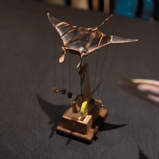 Stirlingkit Wooden Kinetic Manta Ray Sculpture Automata Stingray for Adults