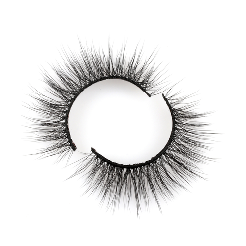 True Beauty Lashes All the Right Moves Lash Style