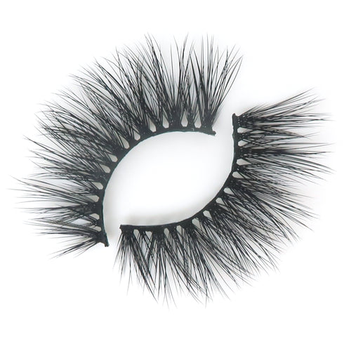 True Beauty Lashes Positively Captivating Lash Style