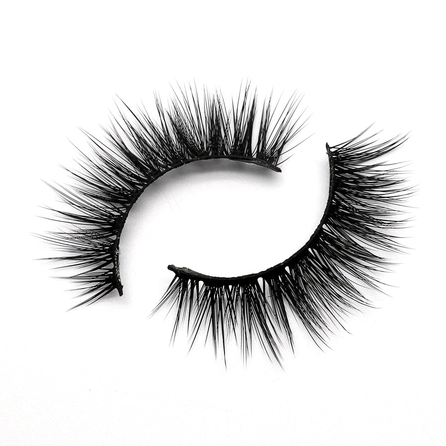 True Beauty Lashes Sexy Classy Lash Style