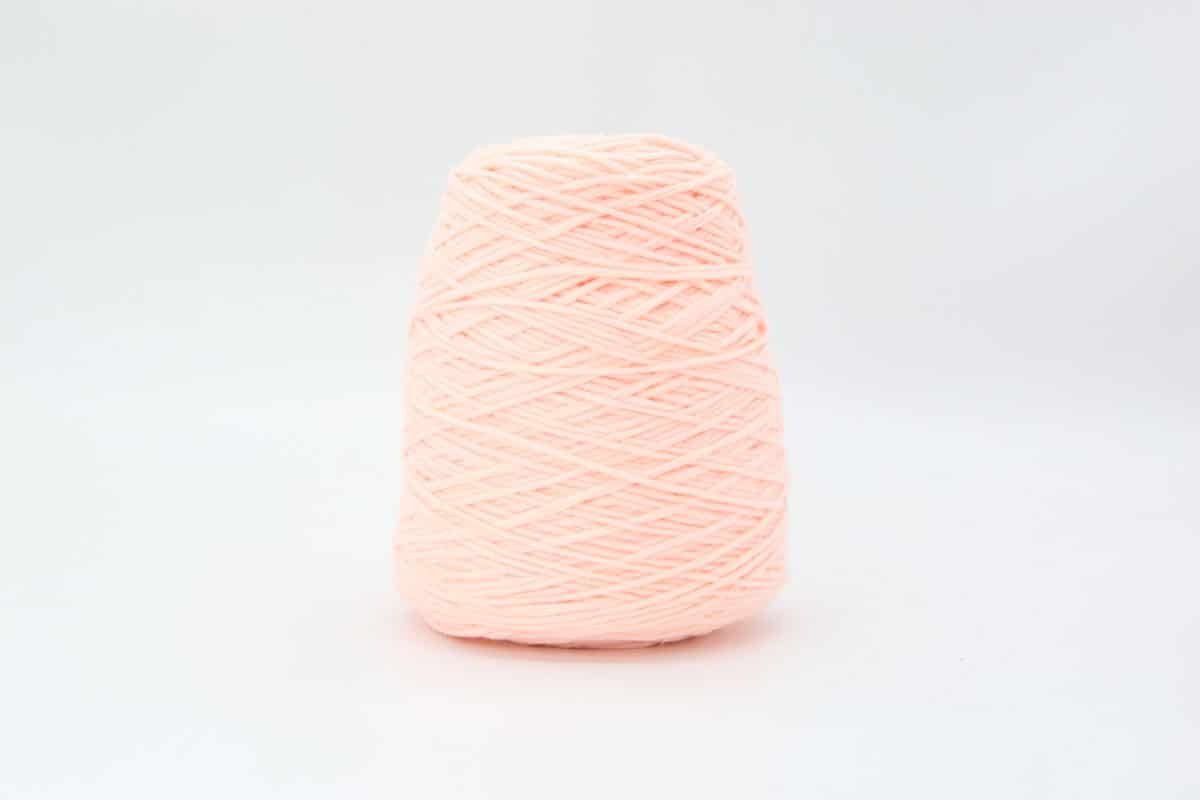 Urban Tufting Apricot Pink Yarn for Rug Tufting