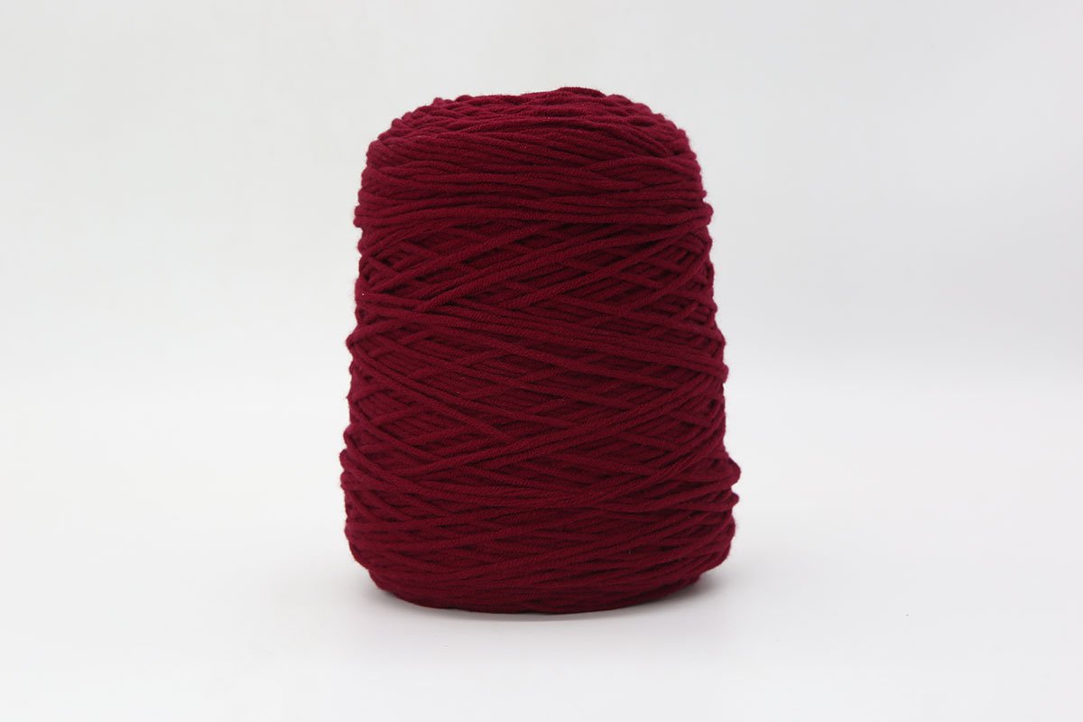 Urban Tufting Magenta Color Yarn for Rug Tufting