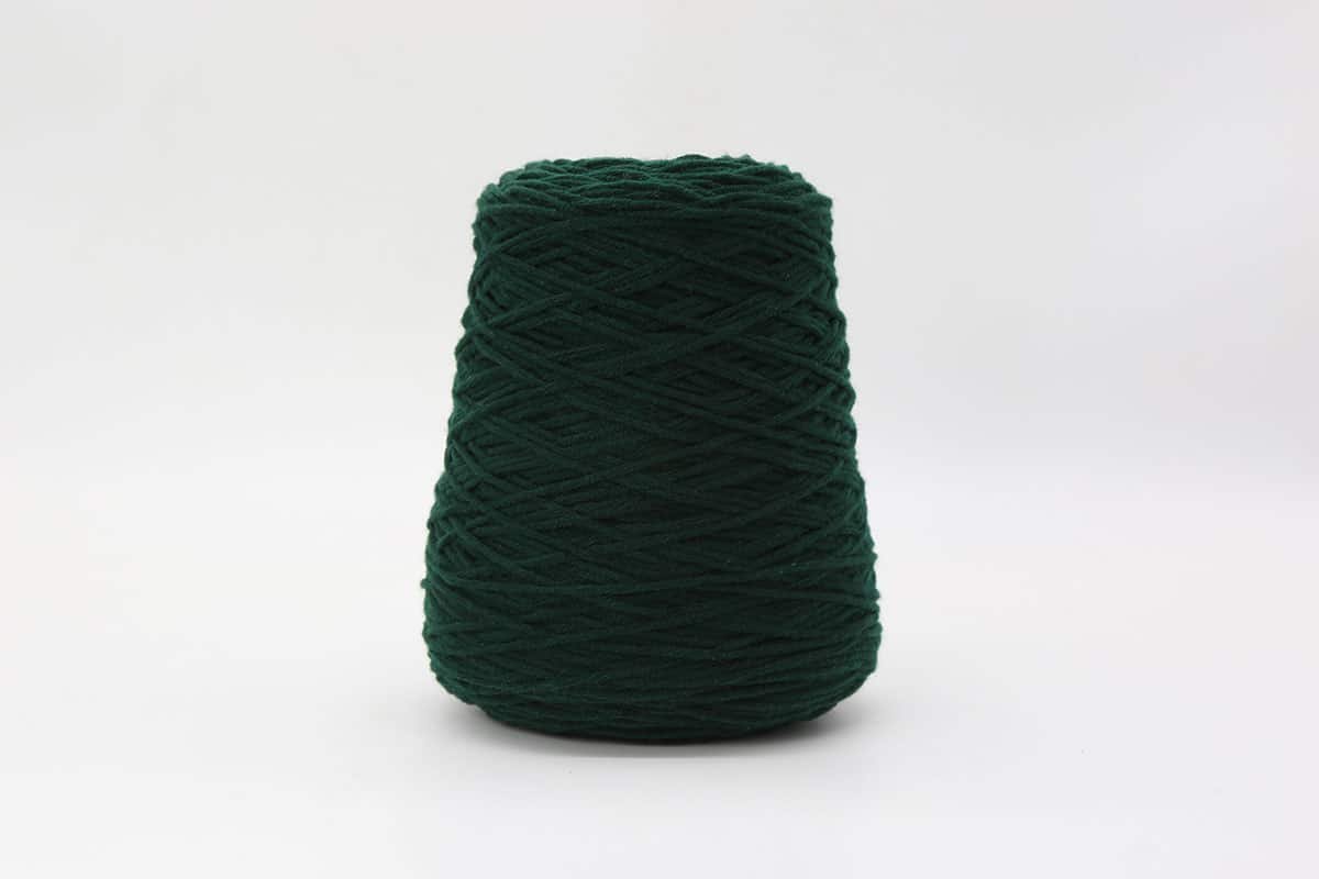 Urban Tufting Hunter Green Yarn for Rug Tufting