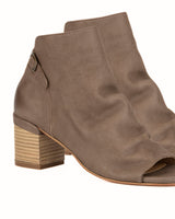 Vintage Foundry Co Women's Sabrina Boots, view 5