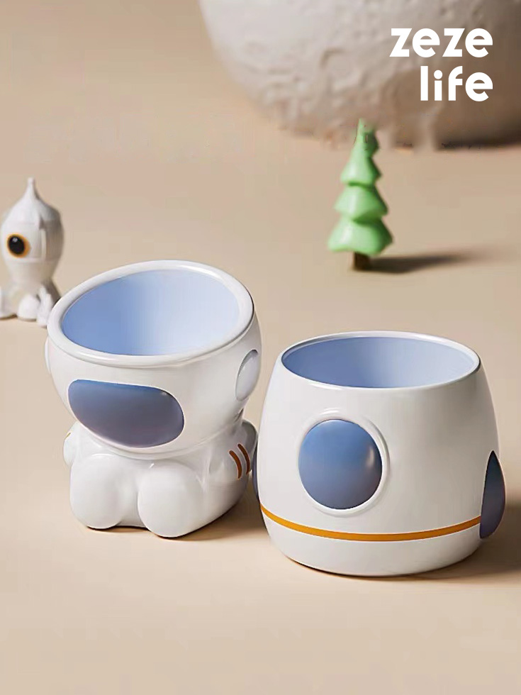 ZezeLife Astronaut Ceramic Elevated Cat Bowls
