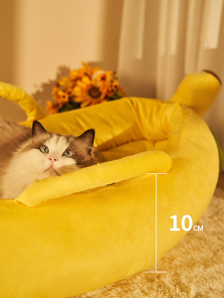 ZezeLife Banana Cat Bed, view 4