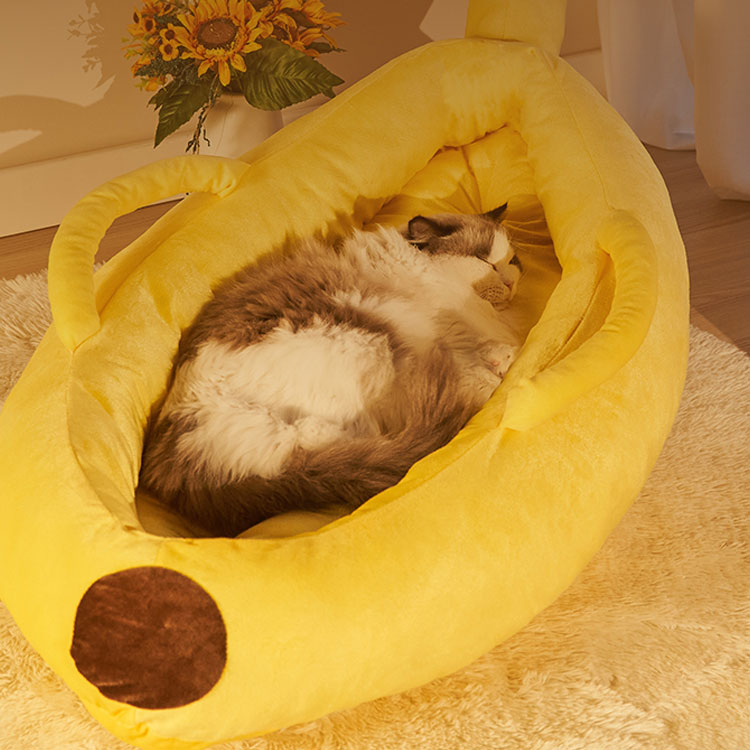 ZezeLife Banana Cat Bed, view 5