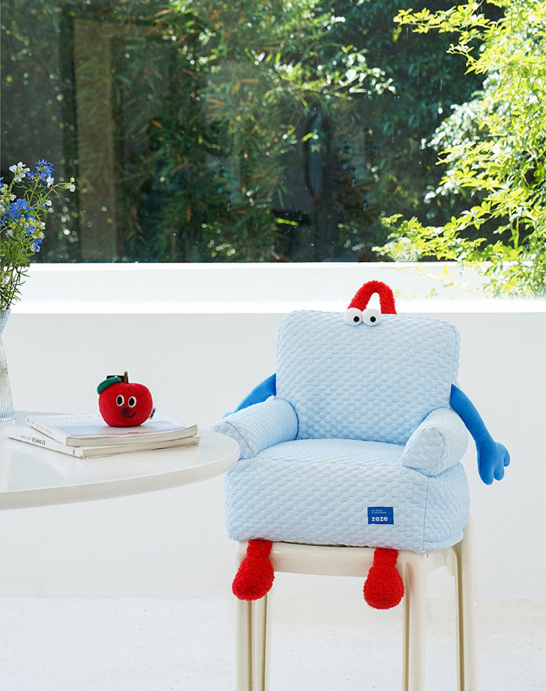 ZezeLife Big-Eyed Blue Hug Cat Couch, view 4