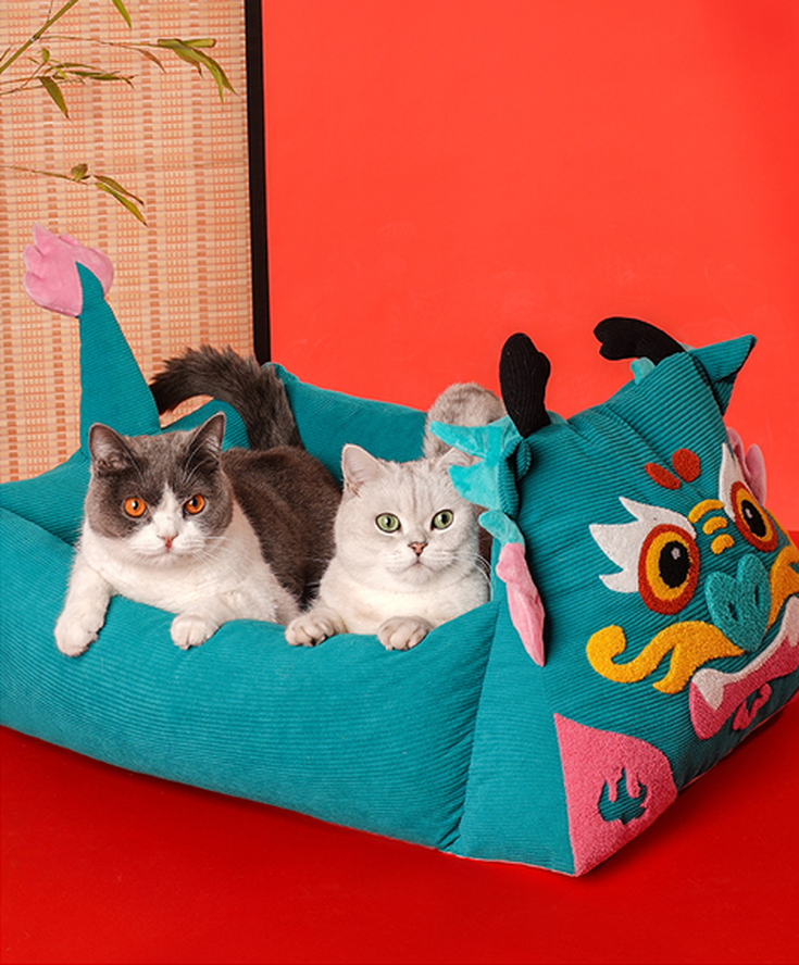 ZezeLife Blue Tiger Cat Bed, view 4