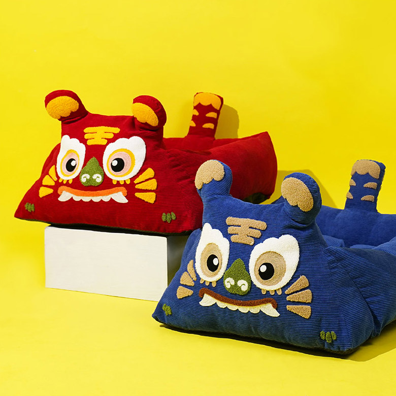 ZezeLife Blue Tiger Cat Bed, view 6