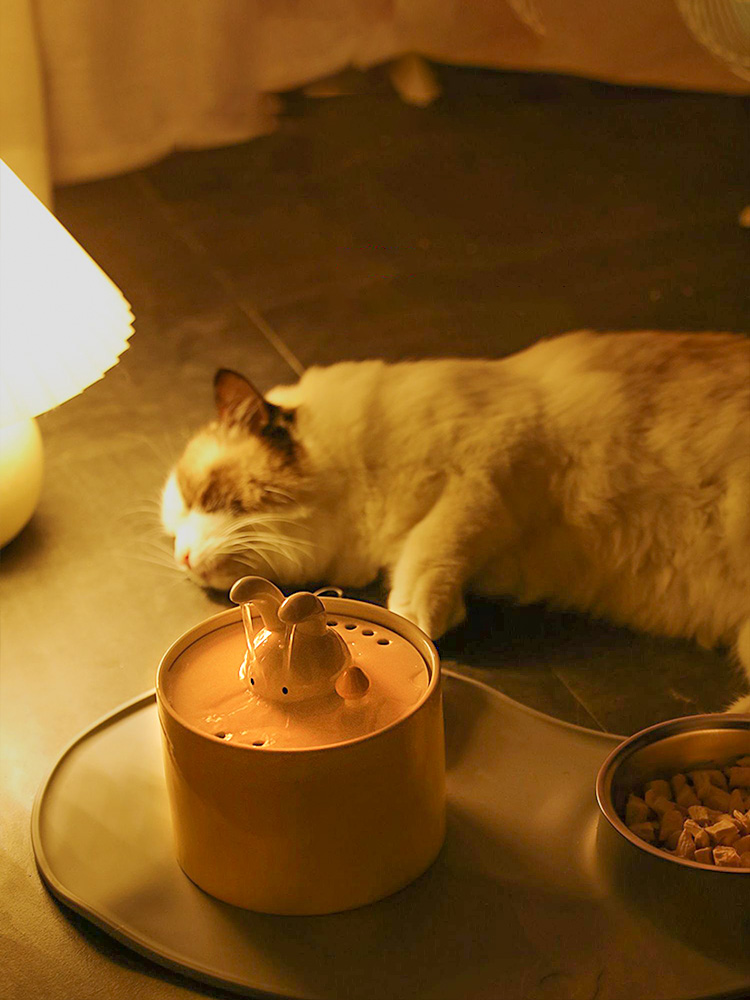ZezeLife Bunny Ceramic Cat Water Fountain, view 6