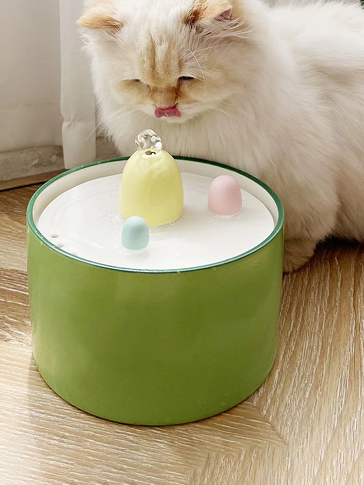 ZezeLife Candy Forest Cat Water Fountain, view 3