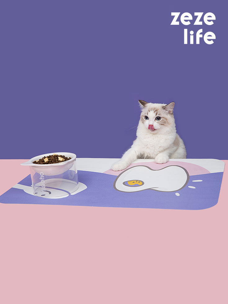 ZezeLife Cartoon Teeth Cat Food Mat, view 2
