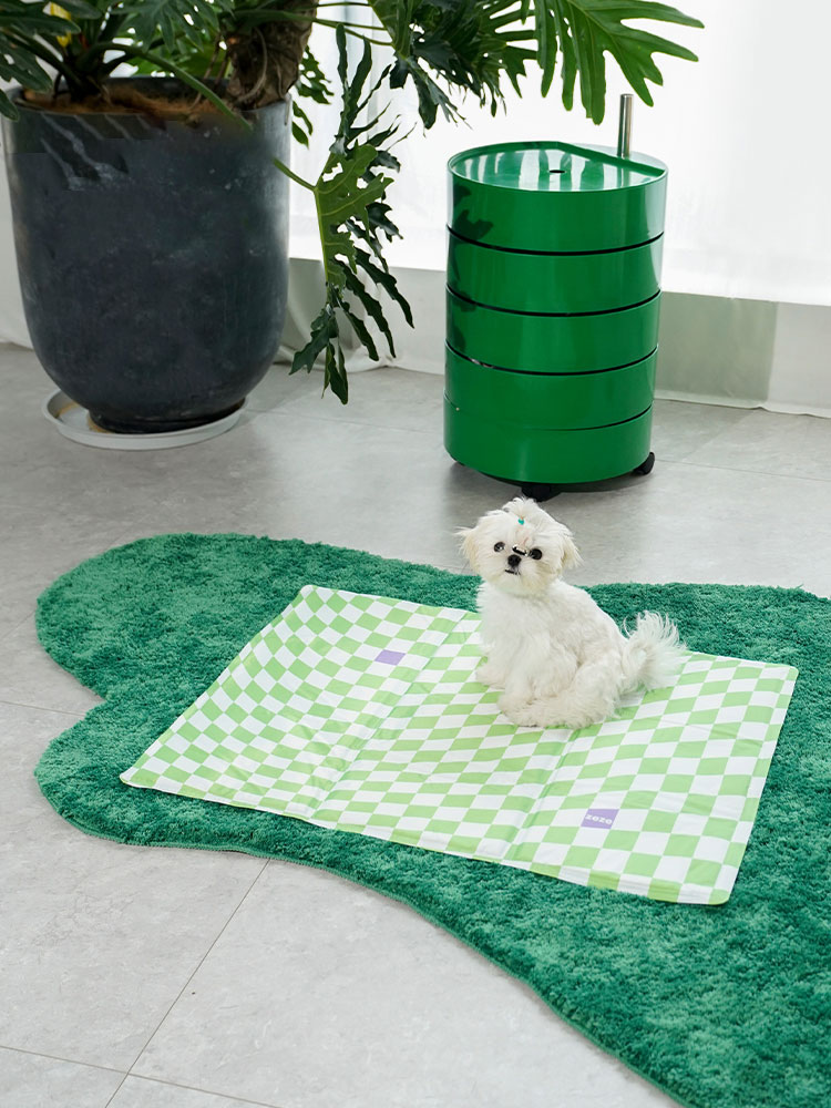 ZezeLife Checkerboard Pattern Pet Cooling Mat, view 6