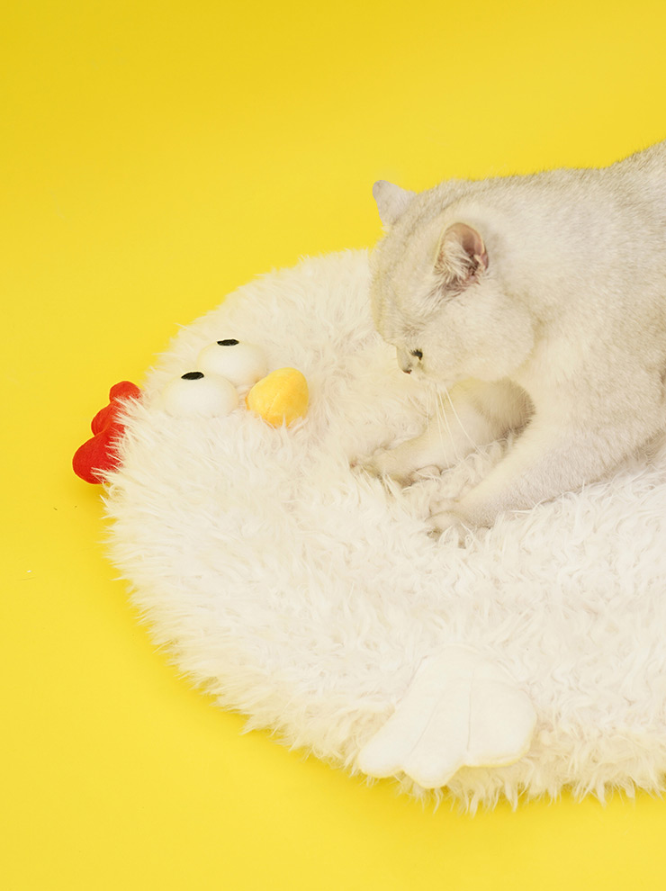 ZezeLife Chick Cluck Cat Bed Mat, view 3