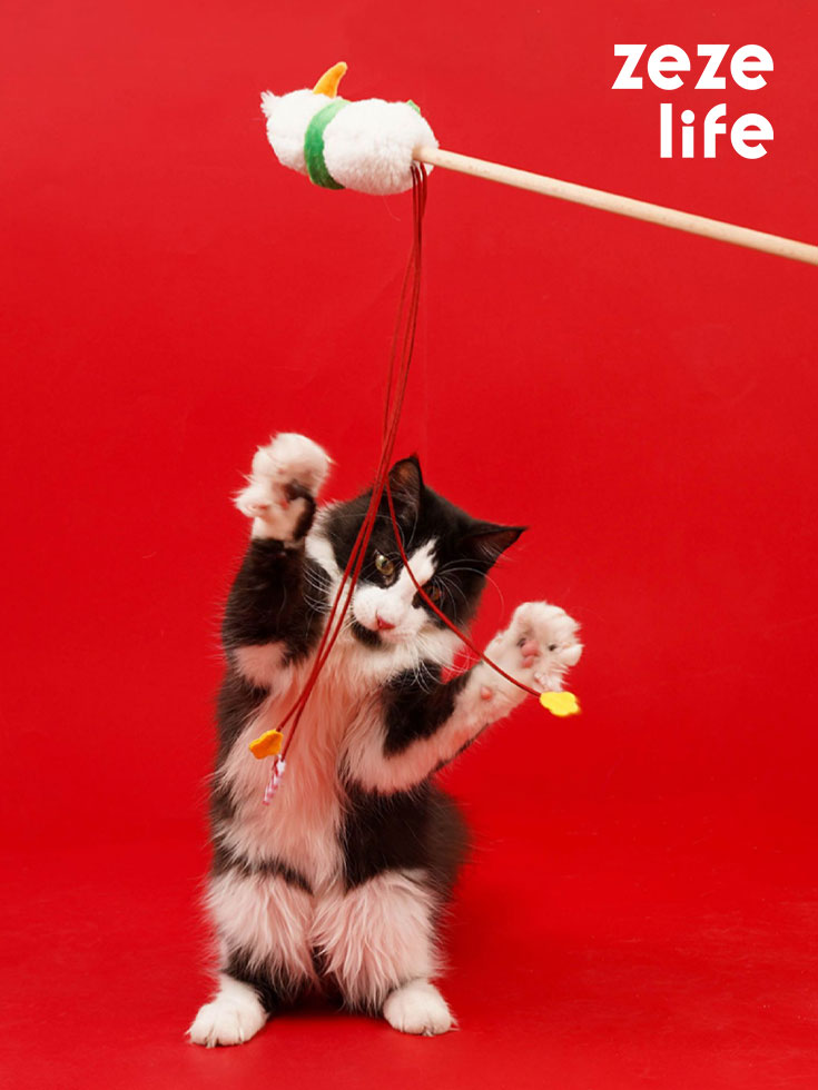 ZezeLife Christmas Snowman Catnip Cat Wand Toy, view 2