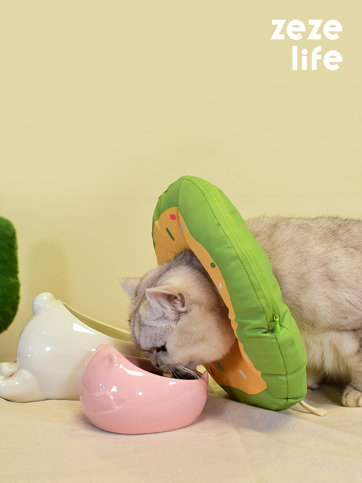 ZezeLife Donut Cat Cone, view 2
