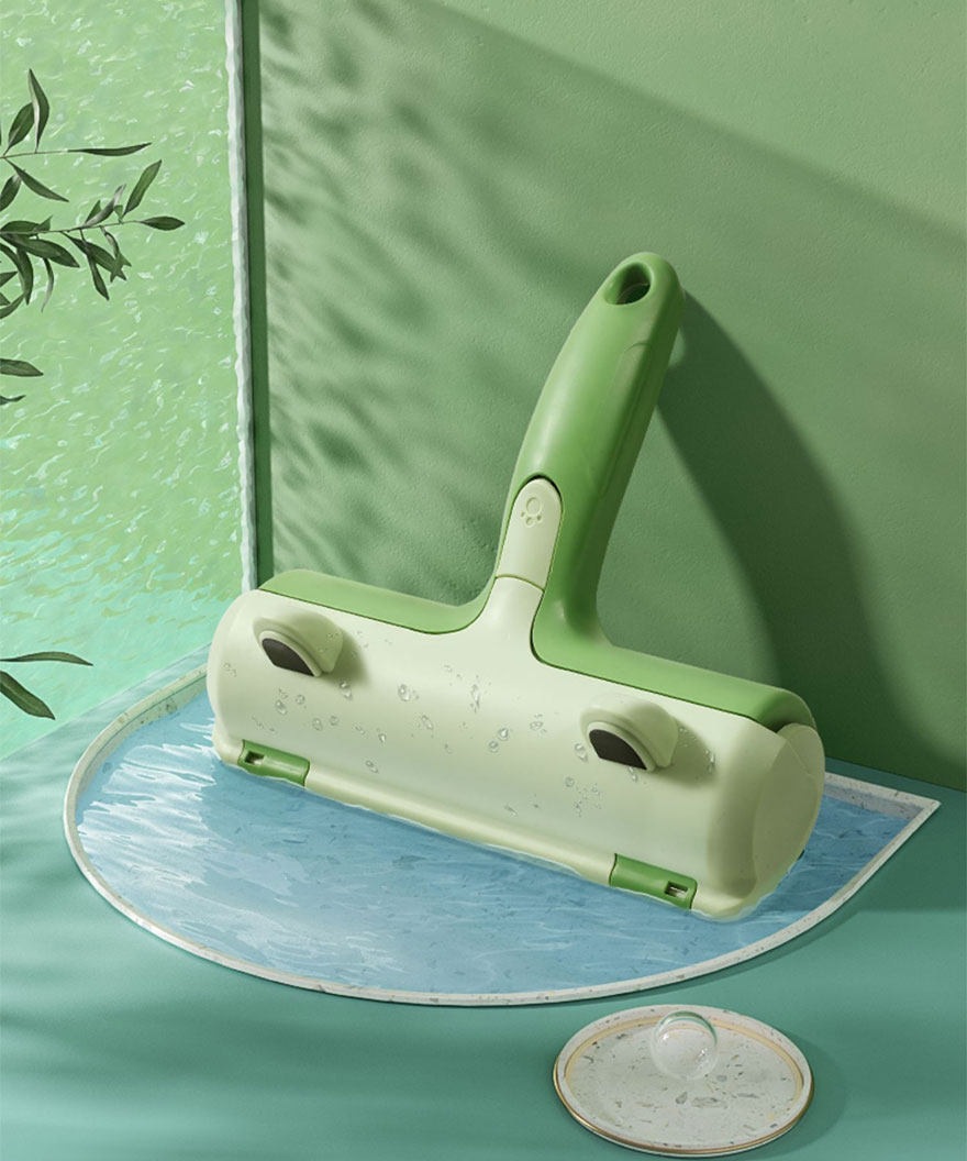 ZezeLife Reusable Frog Lint Roller, view 6