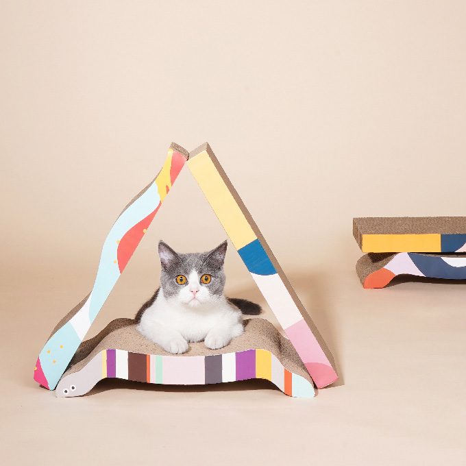 ZezeLife Geometric Patterns Corrugated Cardboard Cat Scratcher, view 4