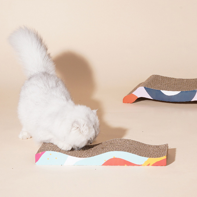 ZezeLife Geometric Patterns Corrugated Cardboard Cat Scratcher, view 5