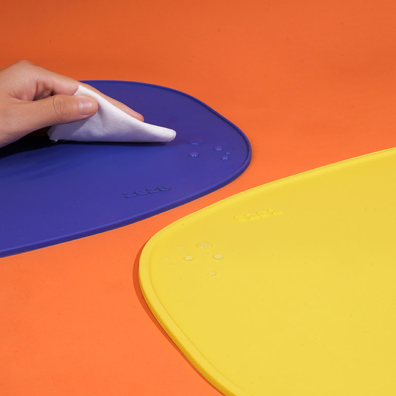 ZezeLife Geometric Silicone Cat Food Mat, view 3