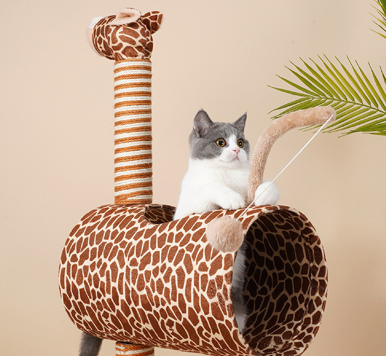 ZezeLife Giraffe Cat Tree, view 3