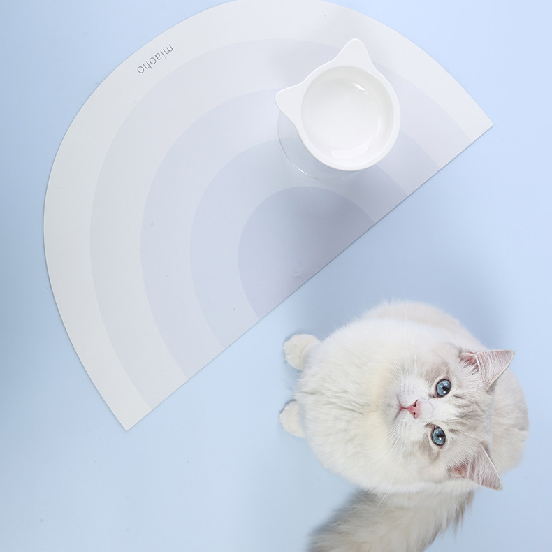 ZezeLife Gradient Cat Food Mat, view 5