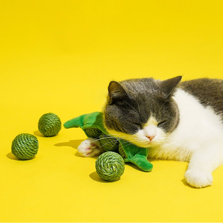 ZezeLife Green Pea Sisal Ball Cat Toy, view 6