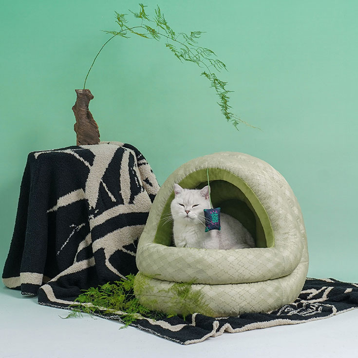 ZezeLife Green Pine Cave Cat Bed, view 6